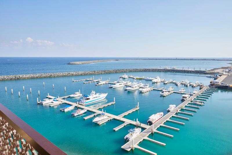 Deluxe Room King Marina View image 3