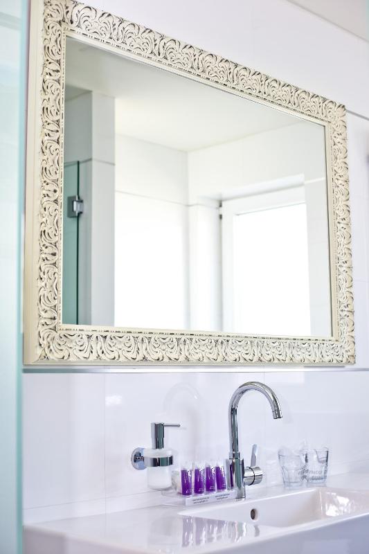 Classic Triple Room - Annex image 3