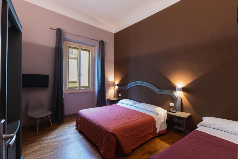 Triple Room image 3