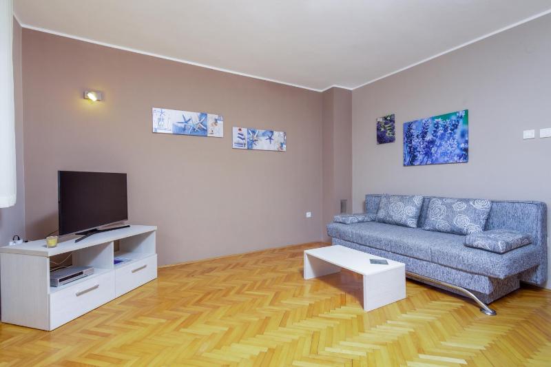 Three-Bedroom Apartment with Terrace image 1
