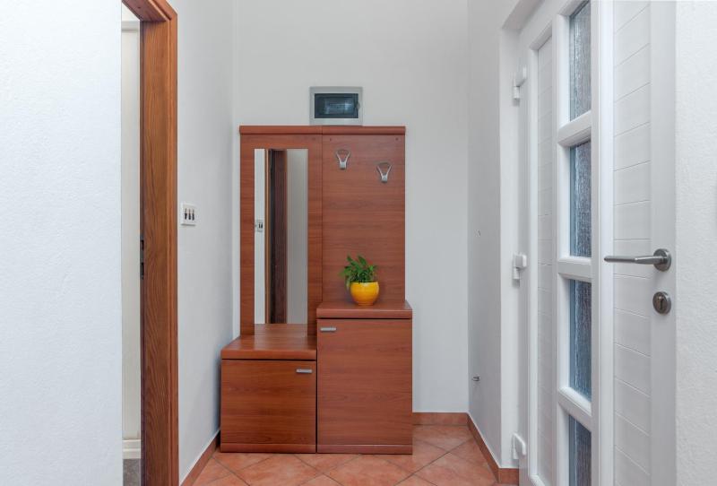 Two-Bedroom Apartment with Terrace and Sea View image 2
