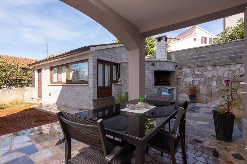 Two-Bedroom Apartment with Terrace image 4