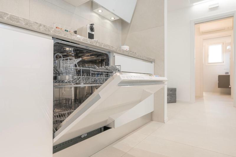 Residence Luxury Elisabeth con garage e posto spiaggia - image 43