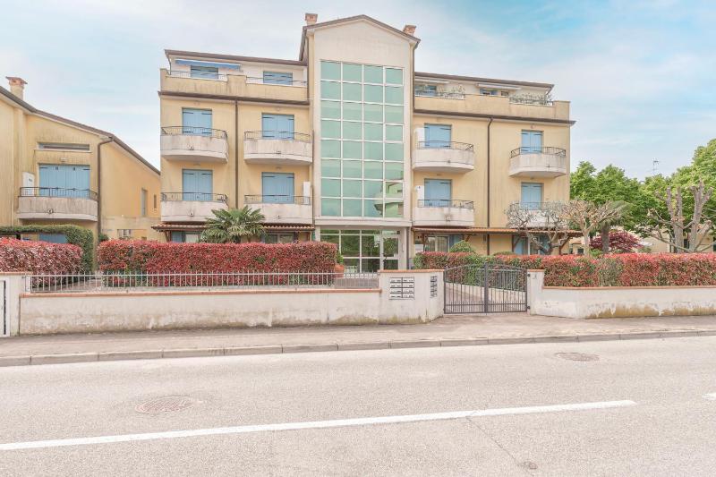 Residence Luxury Elisabeth con garage e posto spiaggia - image 11
