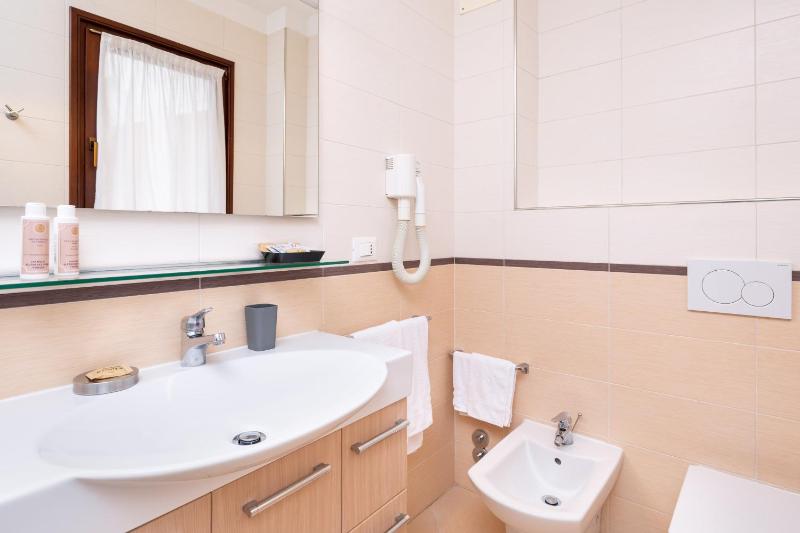Two-Bedroom Apartment image 4