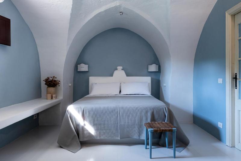 Standard Suite image 1