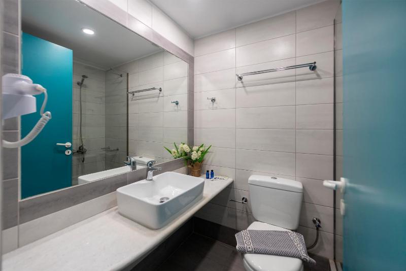 Triple Room image 1