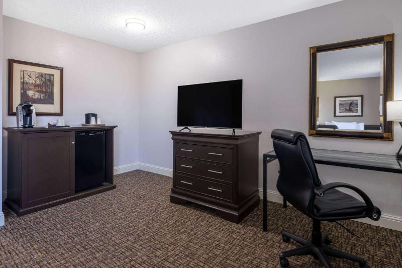 King Room - Mobility Access/Non-Smoking image 1