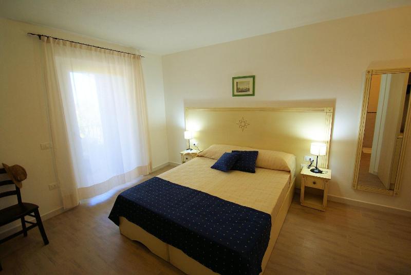 Double Room image 2