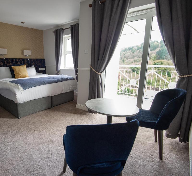 Deluxe Double with Garden View  image 1