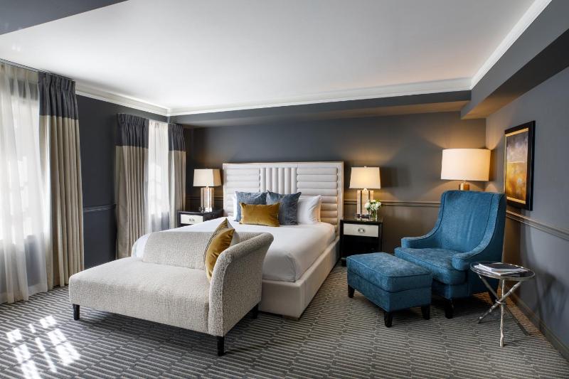 Executive King Room image 4