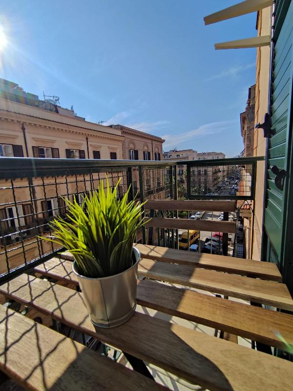 Room Sixty One - image 15