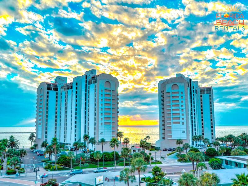 440 West Condos 1107-N - Panoramic Water Views - image 8