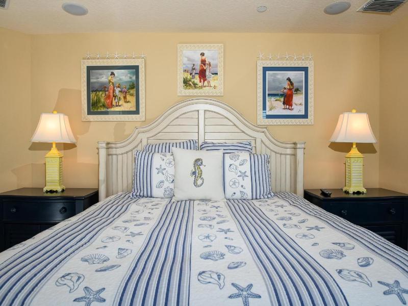 Chateaus on White Sands 502 Beachfront Condo - image 3