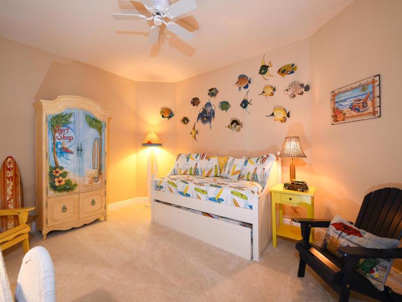 Chateaus on White Sands 502 Beachfront Condo - image 16