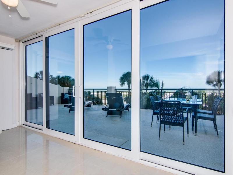 Harbour Light Towers 307 3rd Floor Beachfront 2 Bedroom Harbour Light Towers - image 23