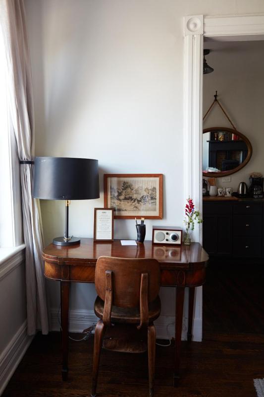 Suite with City View image 4