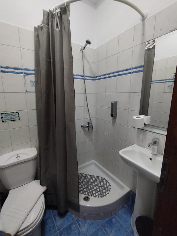 Single Room image 1