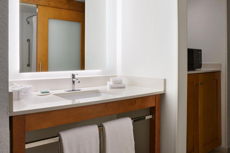 SpringHill Suites by Marriott San Antonio Downtown/Riverwalk Area - image 22