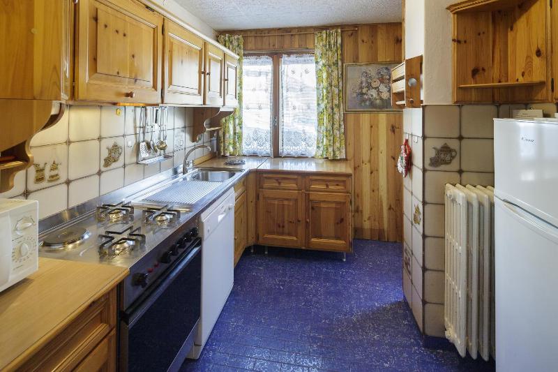Three-Bedroom Apartment image 2