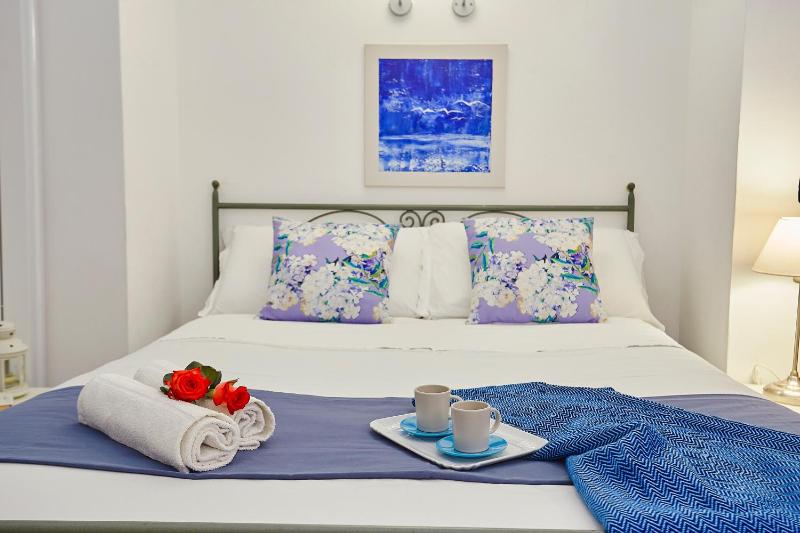 One-Bedroom Family Apartment image 1