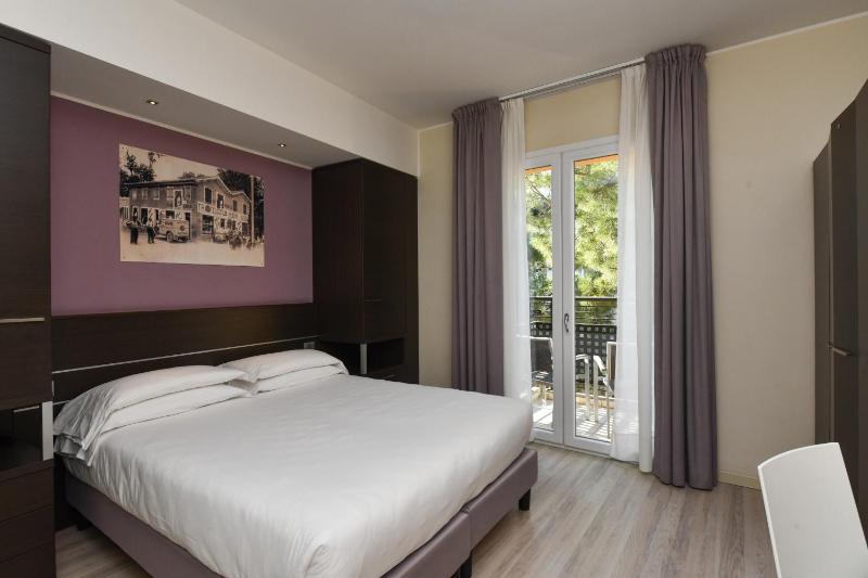 Hotel Vienna - image 14