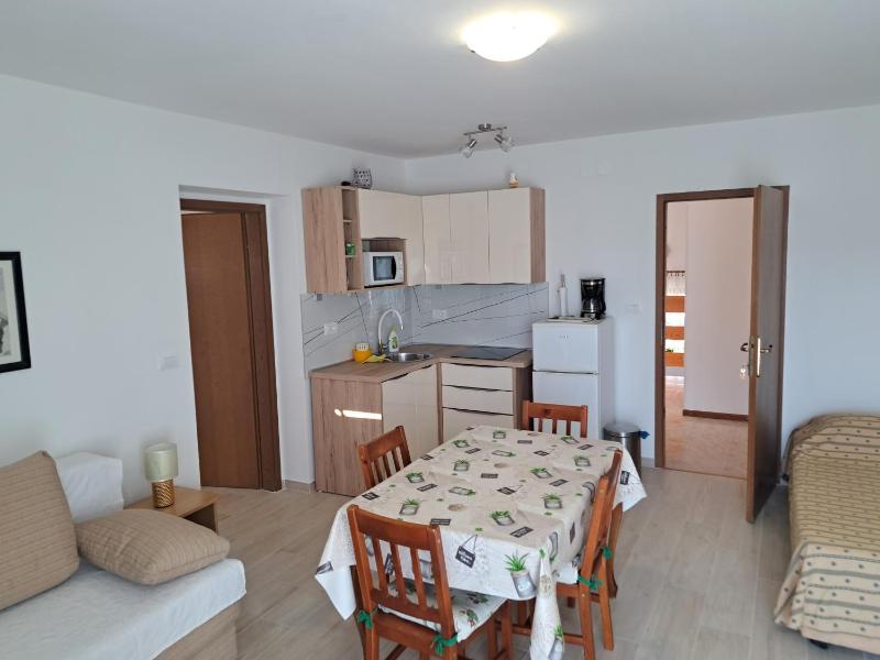 Apartment with Balcony image 2