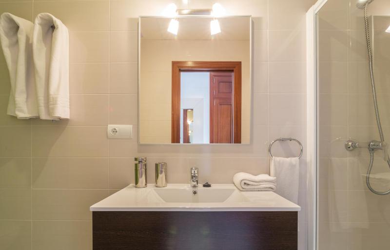 One-Bedroom Apartment (2 Adults) image 3