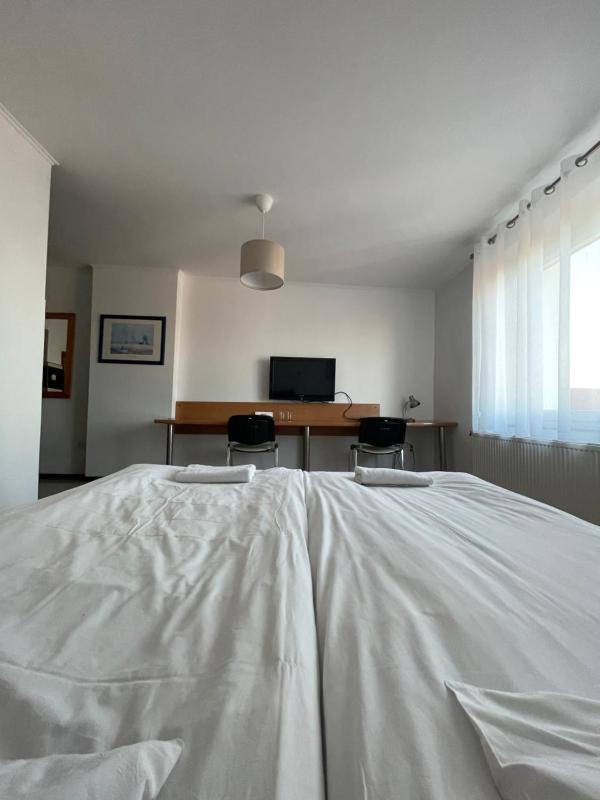 King Room image 2