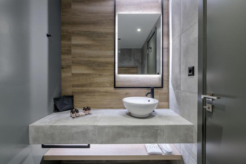 Acropolis Magenta Luxury Suites - image 2
