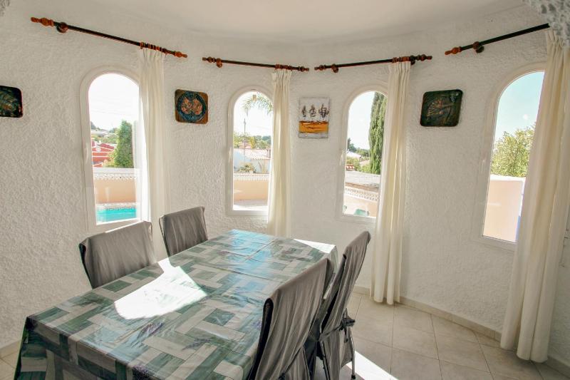 Cometa-86 - villa with private pool close to the beach in Calpe - image 5