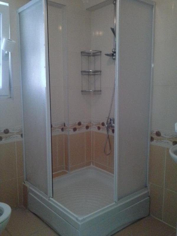 Two-Bedroom Apartment (6 Adults) image 4