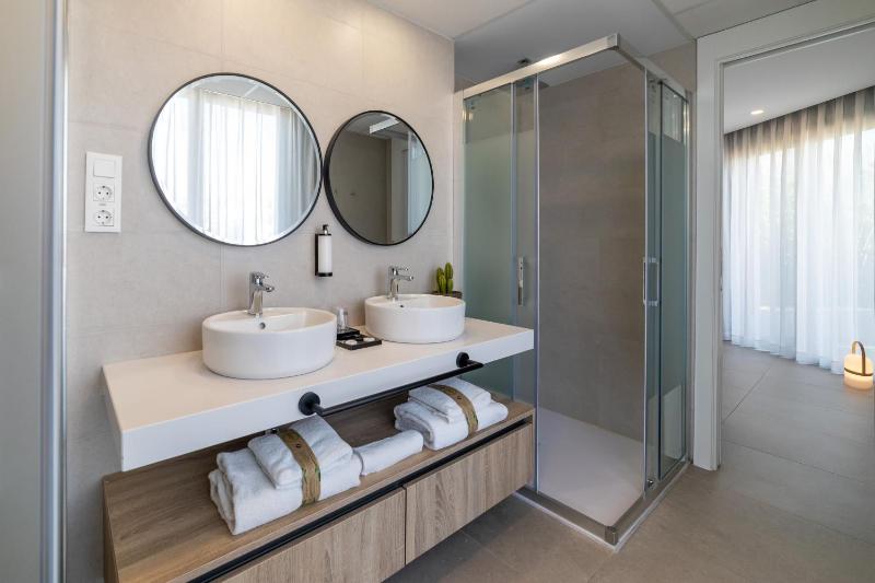 Alidreams Lola Center Apartamentos - image 9