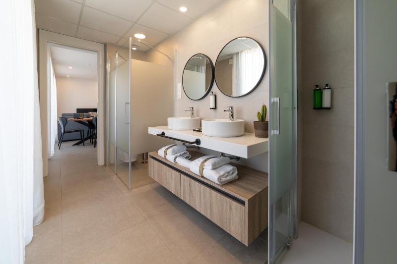 Alidreams Lola Center Apartamentos - image 32