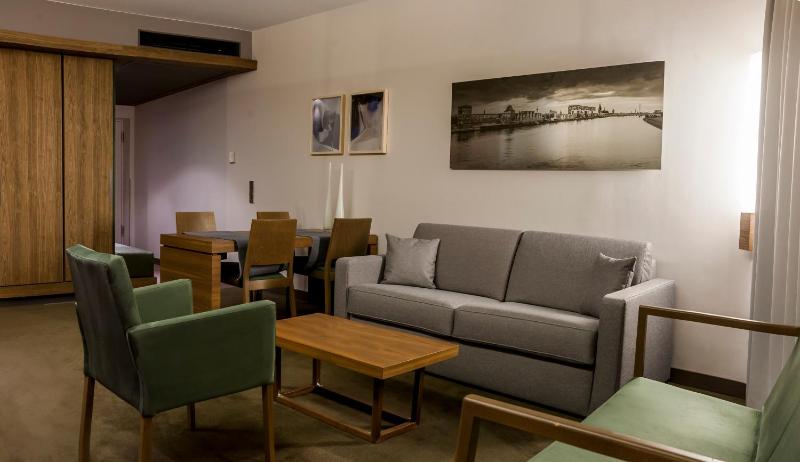 Junior Suite image 4