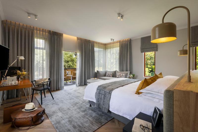 The Peech Hotel - image 11
