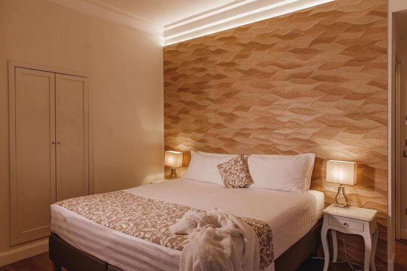 Superior Double Room image 1