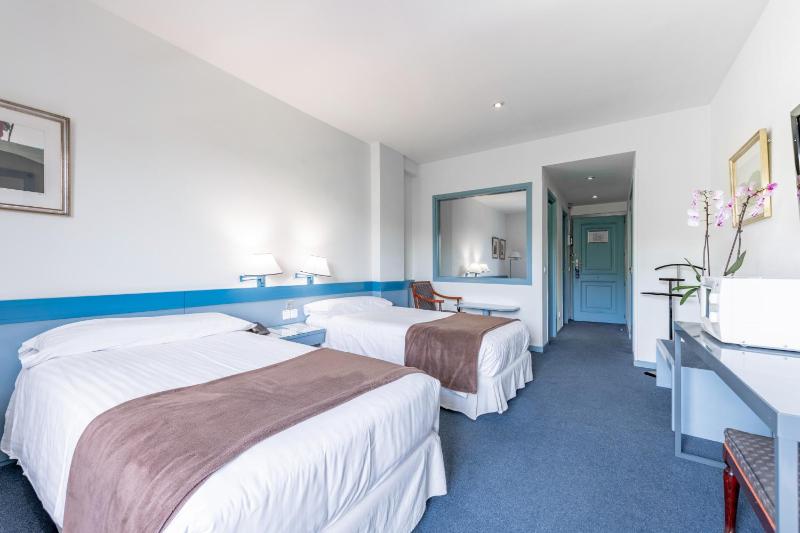 Standard Studio image 1