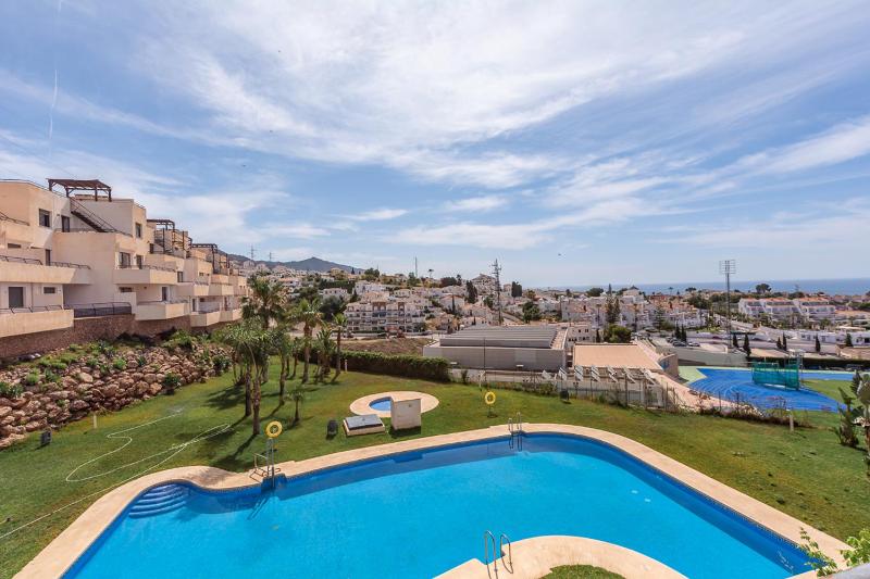Apartment with Sea View image 3