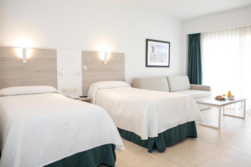 Hotel Apartamentos Pyr Fuengirola - image 13