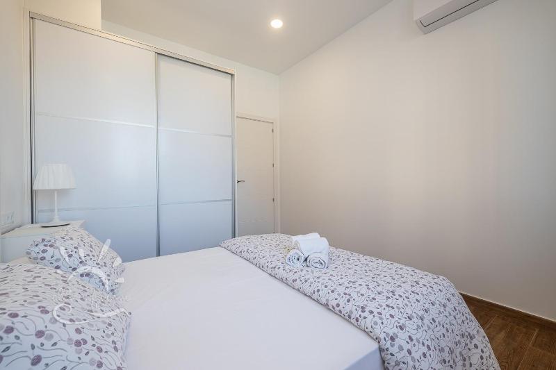 Apartamentos DOM ROOM - image 15