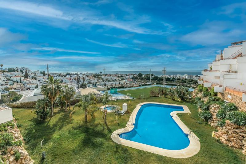 Apartment with Sea View image 2