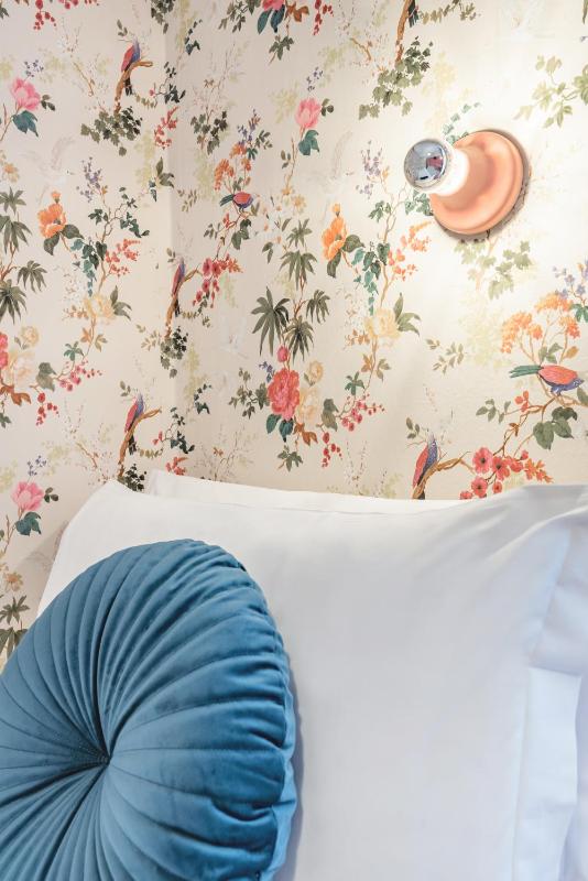 Standard Double Room image 2