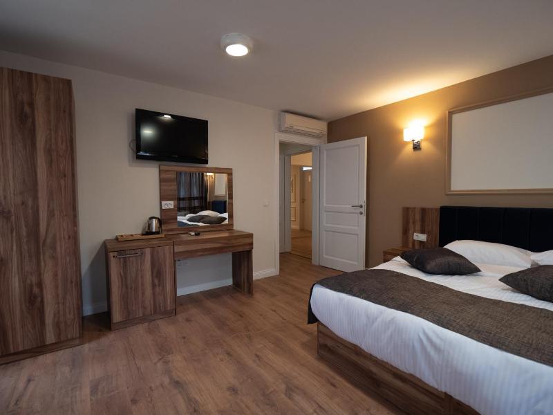 Amber Hotel - image 14