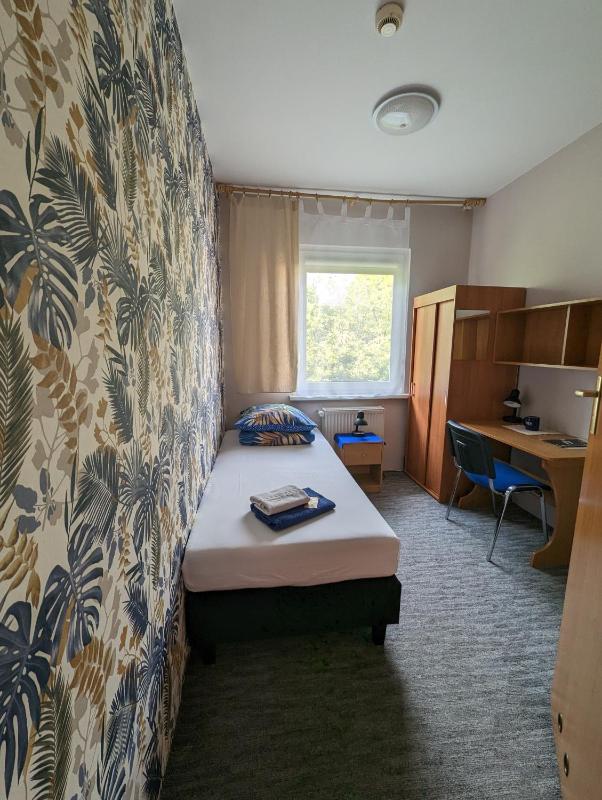 Single Room with Private Bathroom image 3