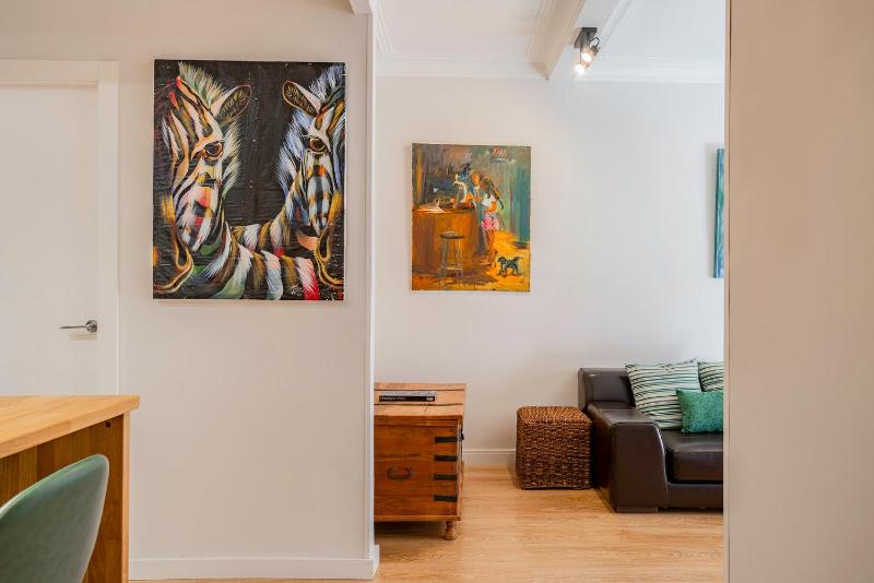 Three-Bedroom Apartment - Aribau 138 image 4