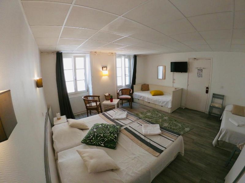 Le Petit Hôtel - image 2