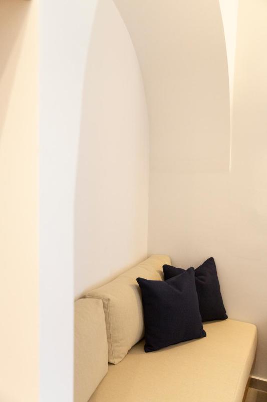 Triple Room with Balcony image 2