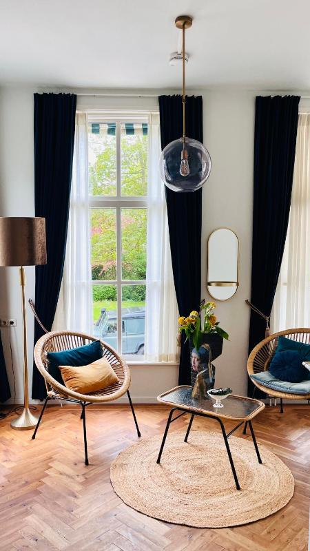 Large Double Room image 2