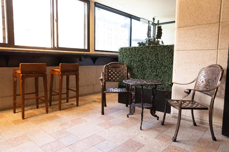 King Room - Disability Access image 3